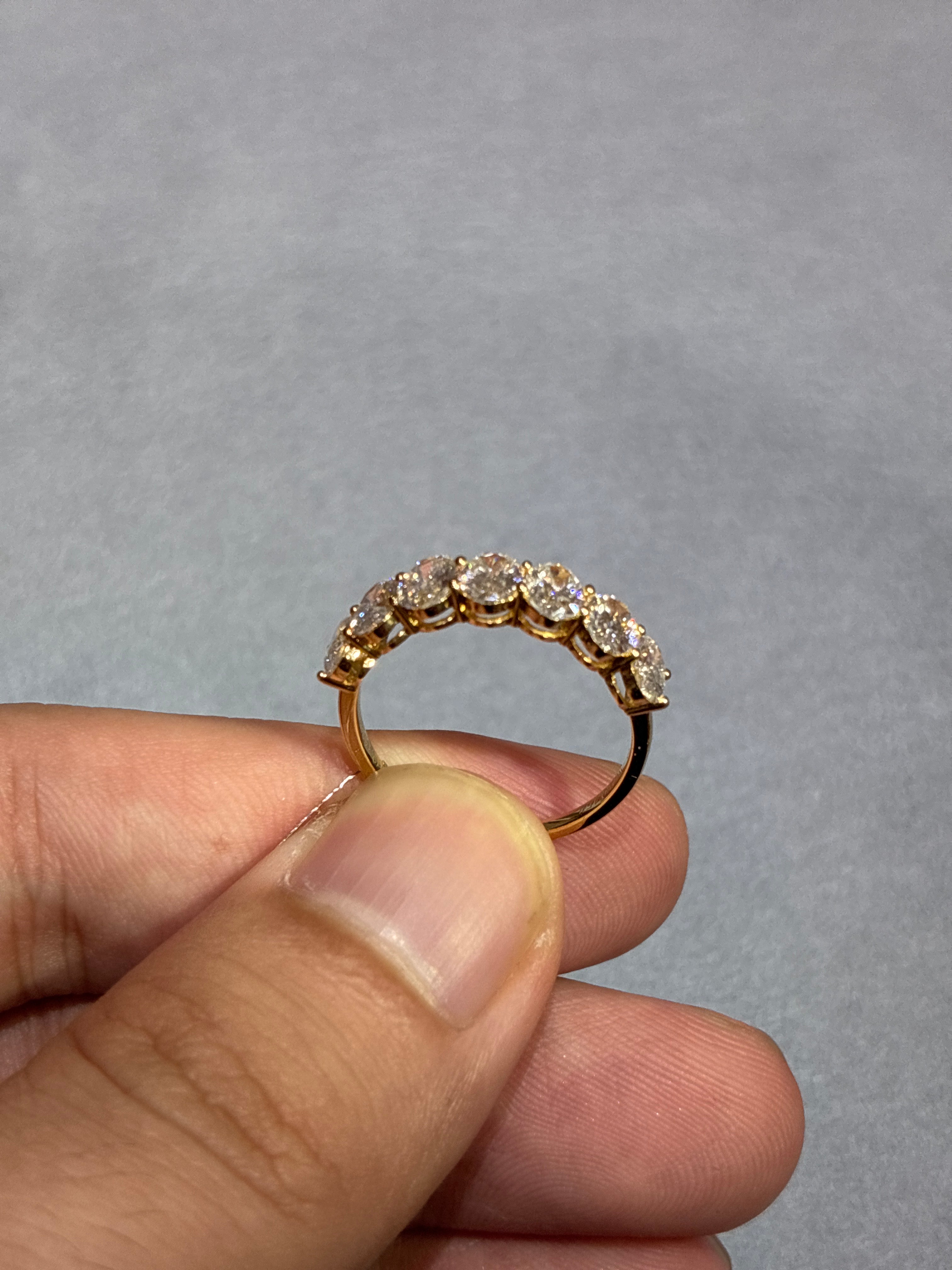 For JannieK,Half eternity band,18 K gold,side stone 2.153ct/7p
