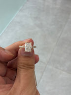 For Sarah,18k white gold.radiant 3ct,side stone 0.48ct /32piece