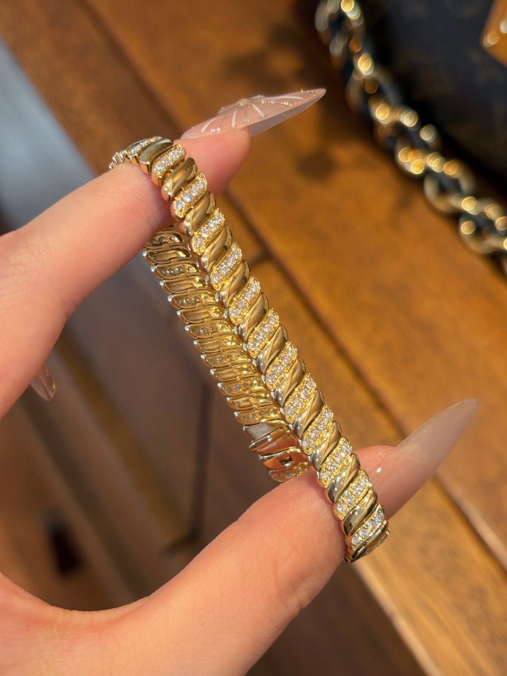 Twist-O-Flex Diamond Bracelet ｜ Side Stone1.776ct/116p ｜ 14K Yellow Gold