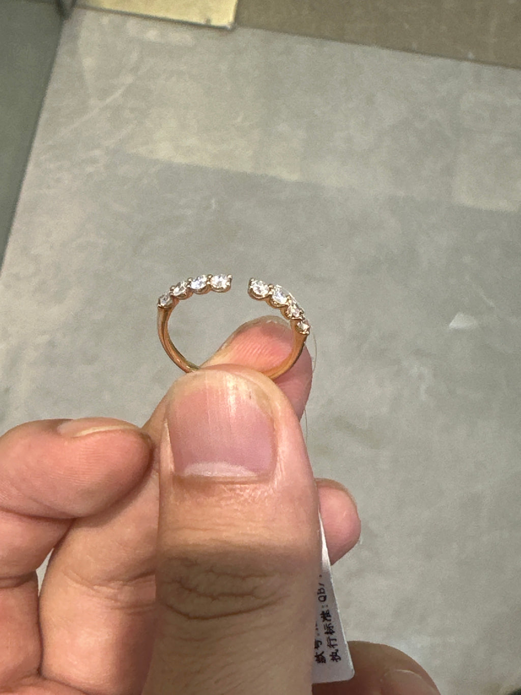 For flaysian, half eternity ring