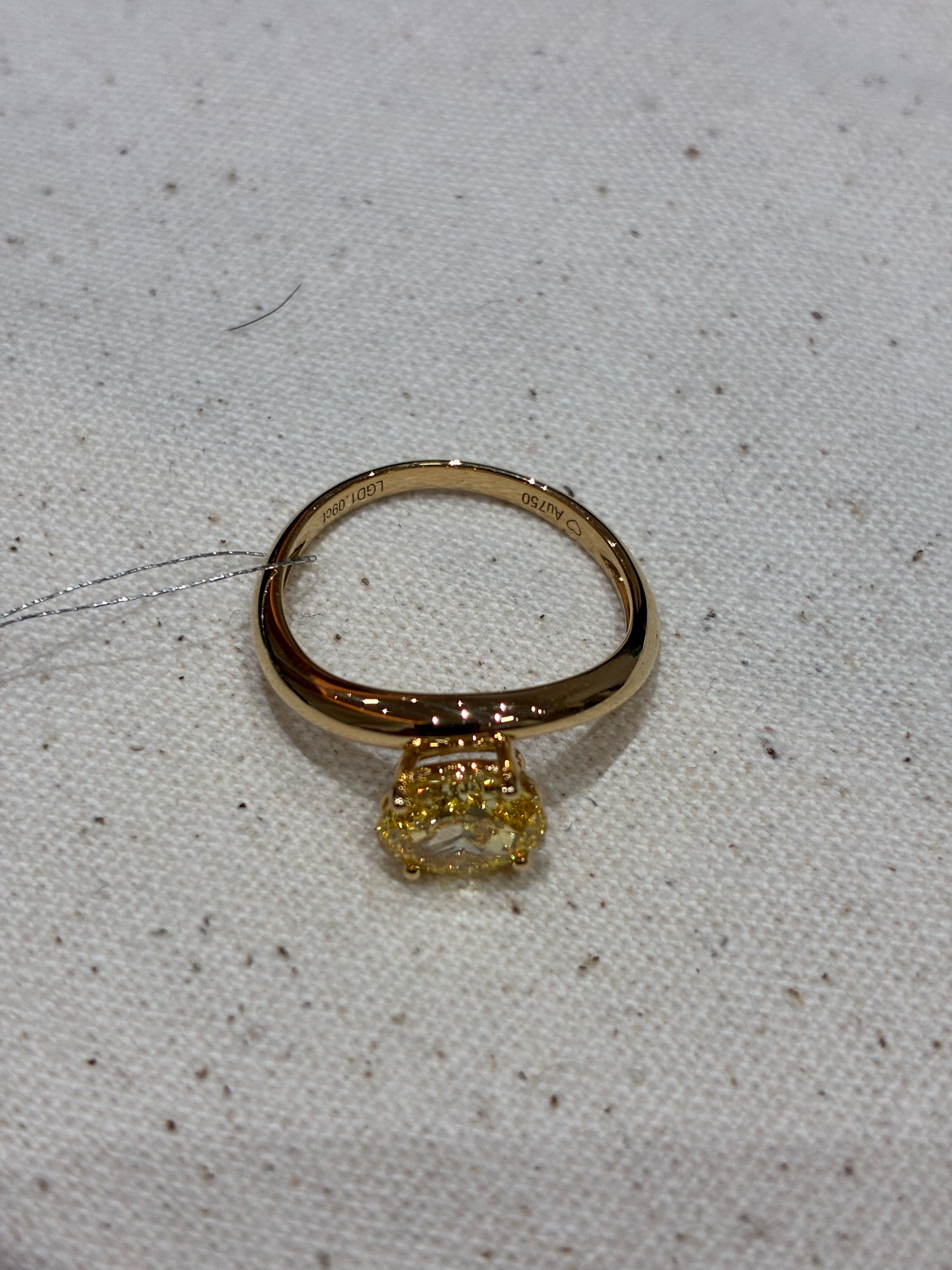 For Maggie,Wavy Ring,18K Gold,main stone Fancy yellow