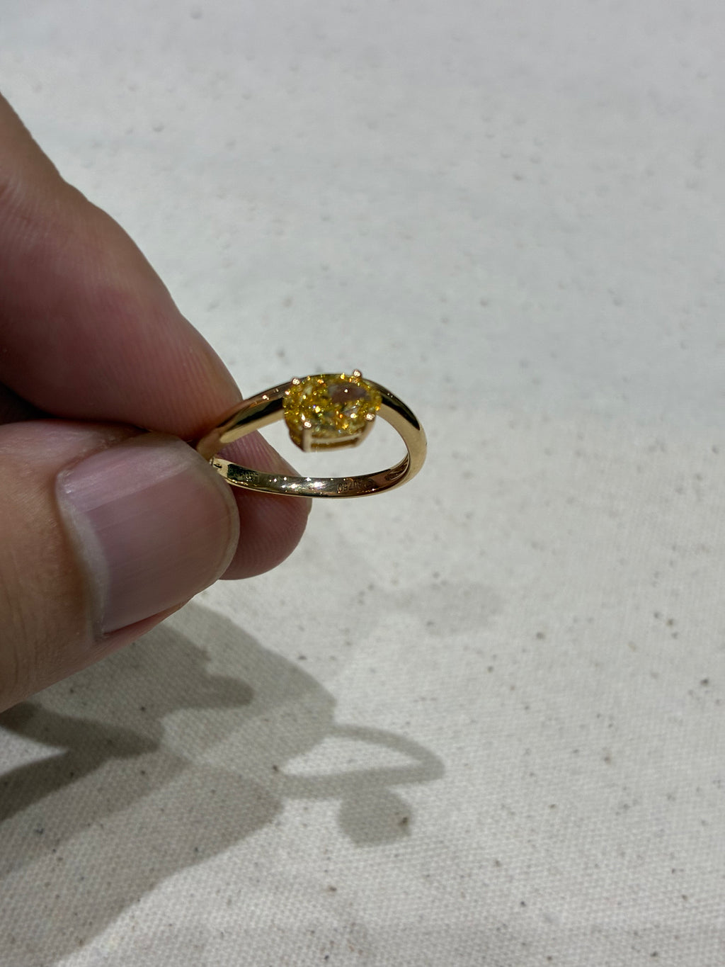 For Maggie,Wavy Ring,18K Gold,main stone Fancy yellow