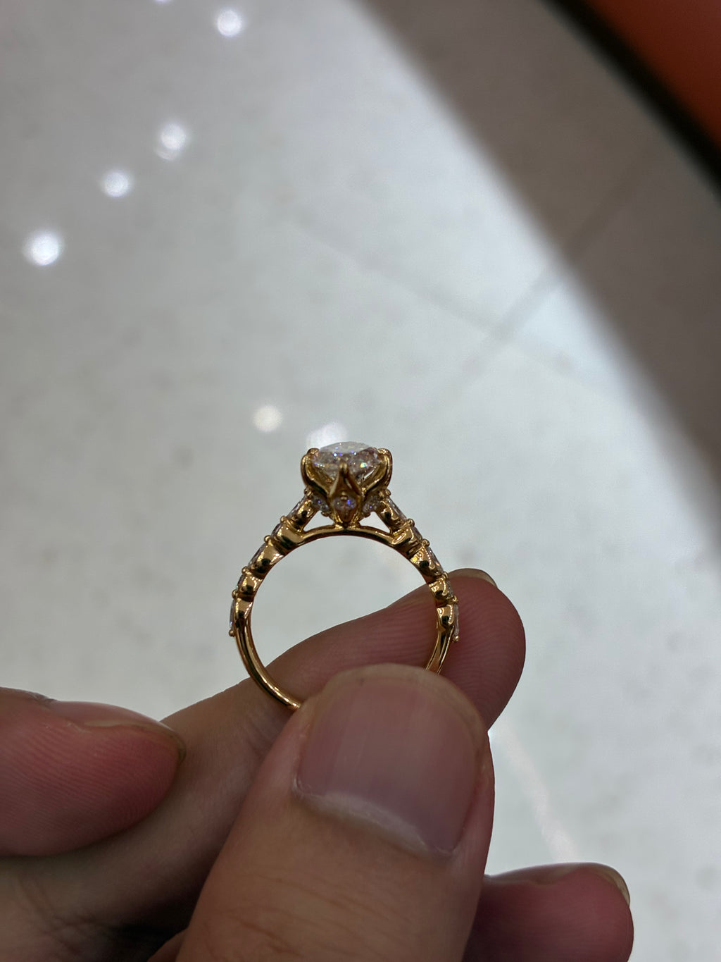 Half deposit for Irissuri,14K main stone 2ct D VVS2 marquise cut side stone 0.486