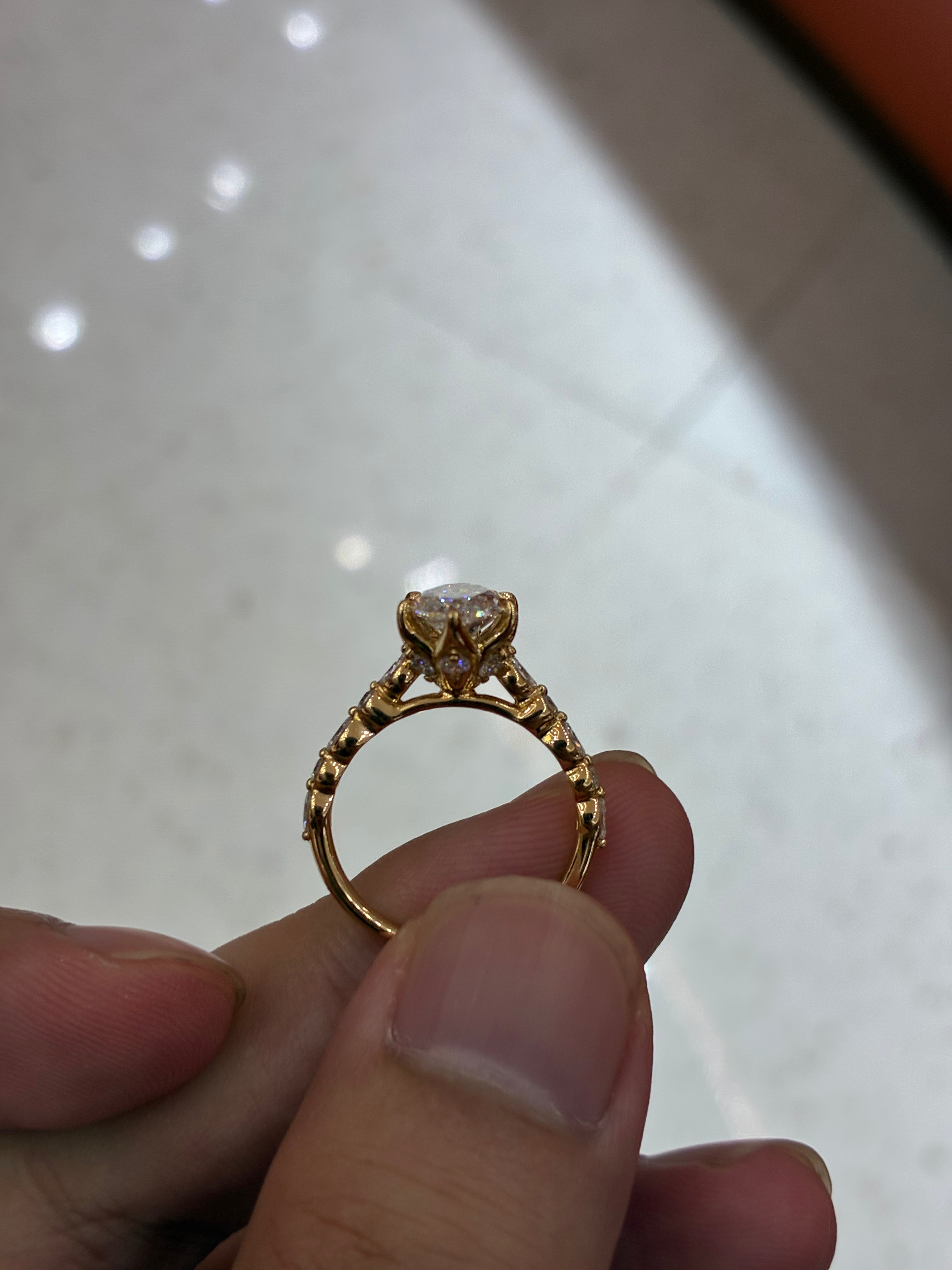 Half deposit for Irissuri,14K main stone 2ct D VVS2 marquise cut side stone 0.486
