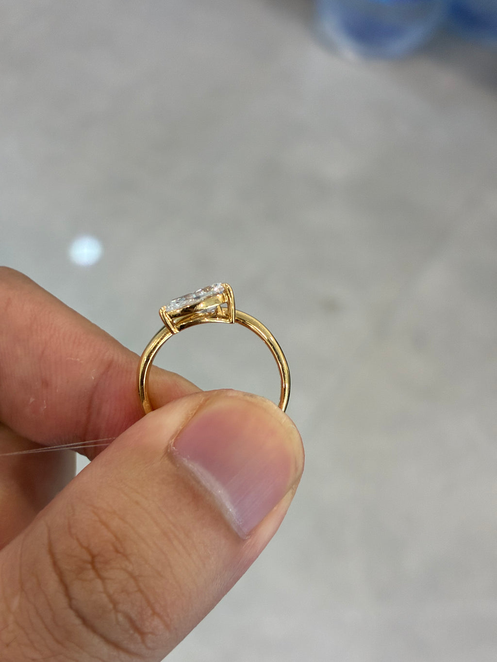 For bandzz ,pinky ring 18k gold.