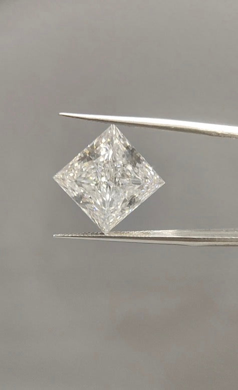 For LuckyShah, 13.44ct Princess cut E VVS1 - EX EX N IGI