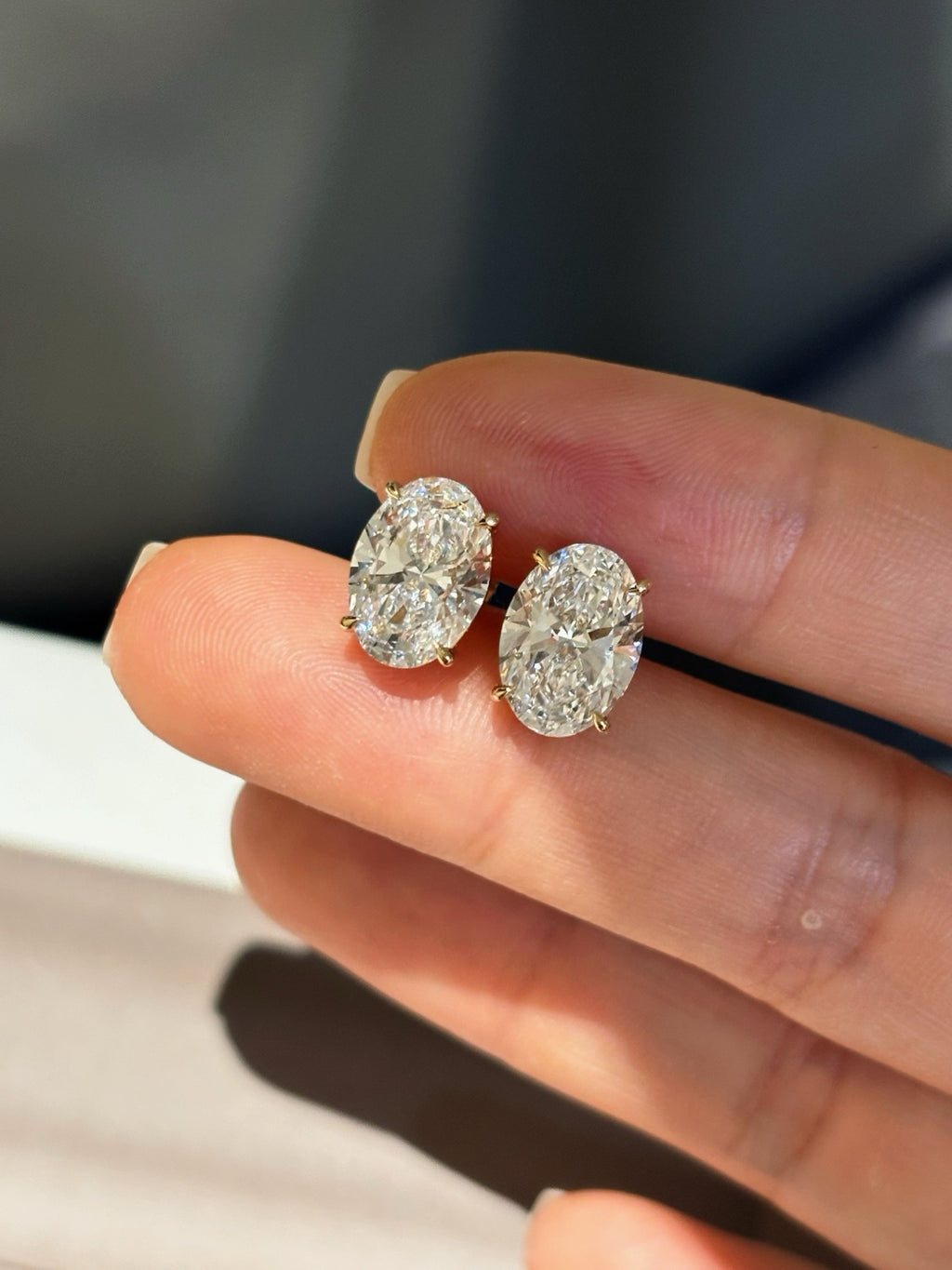 Stud Earrings | Oval Cut Over4ct/2p
