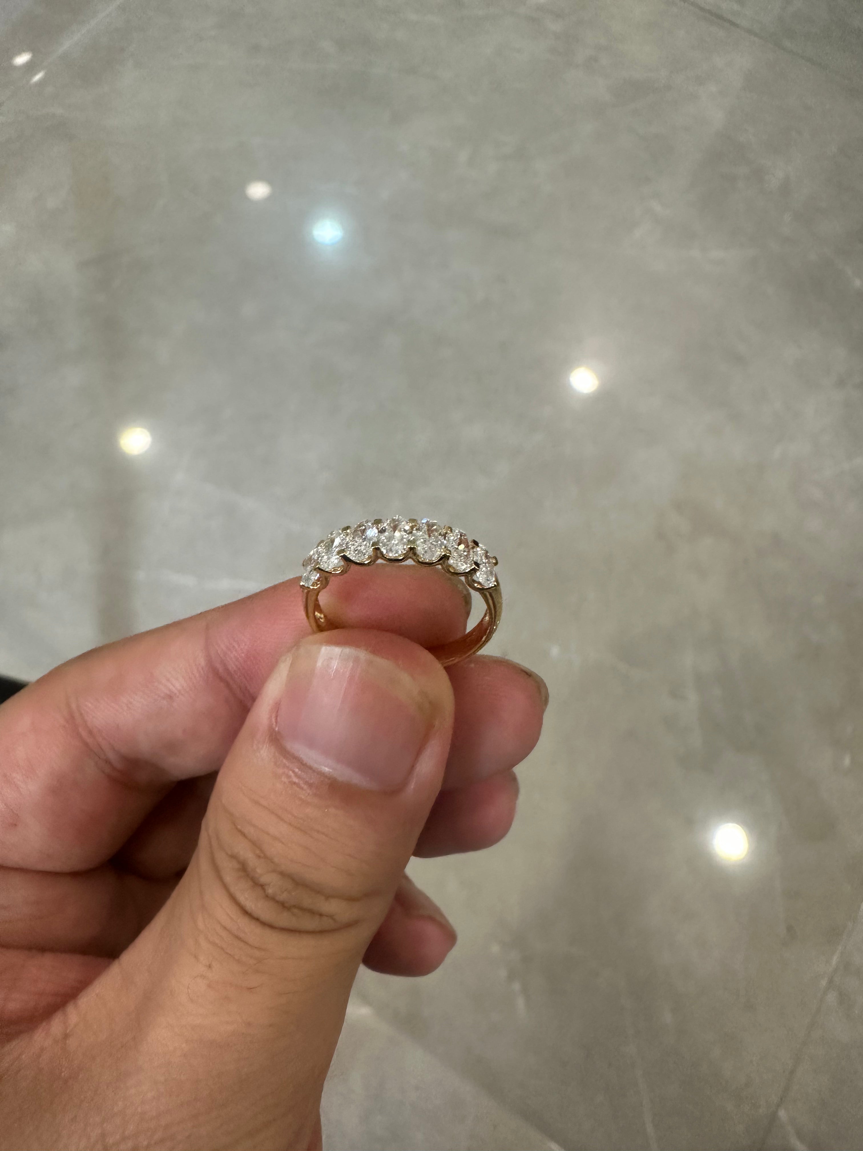 For PAMELA,14k,half eternity band.Every side stone a lomost 0.18/piece.Band thinner and thinner